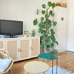 Cozy Apartment For 2 People - Paris 14