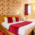 Hotel Romance Malesherbes By Patrick Hayat