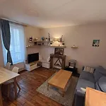 Modern 1 Bedroom Apartment Close Sacre Coeur