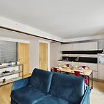 Saint Germain - Mabillon Paris City Apartment