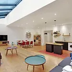 Charming Apartment - Buttes Chaumont 10P3Br