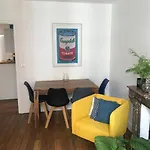 Charming Apartment In Montmartre