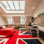 Luxury Apartment Eiffel Tower In Paris