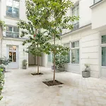 Appartement 80M2 Derriere Avenue Montaigne 8Eme