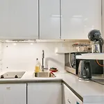 Beau Studio For 2 - Paris 17E