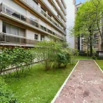 Bright Apartment With Balcony For 5 In Paris By Weekome