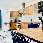 Luxury Place In Le Marais - Central Paris