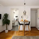 502- Studio De Charme Dans Quartier Anime Paris 5