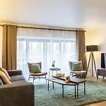 Superb Apartment In The Heart Of The 2Nd District Of Paris 8P3B