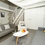 Ile Saint Louis City Apartment