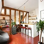 Montorgueil Area Paris Center City Apartment