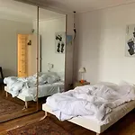 Cosy Apartment For 6 - Paris 10