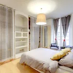 Saint Germain Des Pres City Apartment