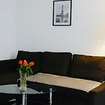 Charming Apartment Very Close To The City Center