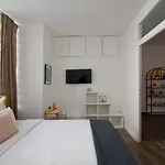 Huge 2 Floor With Unique Games Room & Home Theatre Room