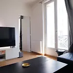 Apartment Near La Villette