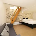 Appartement De Caractere Charmant A Montmartre -6P