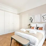 Luxurious Flat Rue De La Pompe