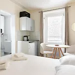 Studio Boulevard Voltaire - Golden