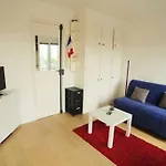 Studio Avec Terrasse Agreable, Metro Paris20