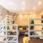 Duplex Parisien Charmant En Face Metro13