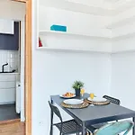 Marais - Places Des Vosges City Apartment