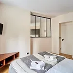 Apartment Invalide By Studio Prestige