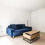Pick A Flat\'S Apartment In Place Des Ternes - Boulevard Gouvion-Saint-Cyr