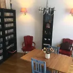 Charmant Appartement A Montmartre