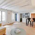 La Seine & Saint Germain - City Apartment