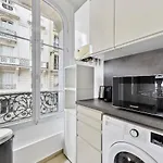 Eiffel Tower & Grenelle - City Apartment