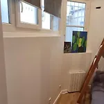 Cosy Studio In Montmartre