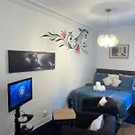 Studio Alesia - Hala Paris