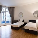Spcaious Flat 160 M2 Next To Eiffel Tower Paris