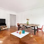 Magnificent Apt In Paris Near Champs Elysees-8 Ppl