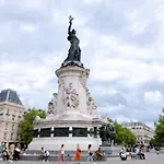 Green Cozy Studio Au Coeur De Paris
