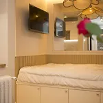 Studio Fonctionnel Et Moderne Place Clichy - 2P
