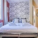 Beautiful Apartment For 4 People In The Heart Of Le Marais
