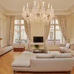 Glamorous Apartment, Excellent Location