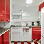 Superb 2Br Flat Near Picpus Metro Station