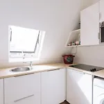 Chic Apartment W 2 Sofa Beds 18Th Arrondissement