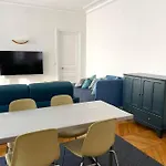 Mytripinparis - Large And Sunbathed 1Br - Close To The Eiffel Tower