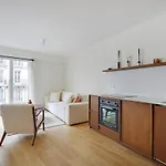 Pick A Flat\'S Apartment In Saint-Germain - Rue De Sevres