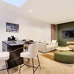 Elegant Apartment - 2Br-6P - Le Marais