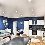 Quiet Apartment Near Saint-Lazarre - 10P