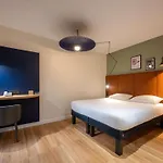 Ibis Paris Pere Lachaise