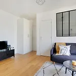 Nice Flat Folies Bergeres - Bail Mobilite - Imhost