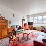 Cosy Flat In The Heart Of Paris 5P