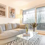 Premium Apartment With Terrace - 4 Guests