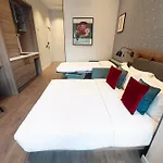 Mode Paris Aparthotel